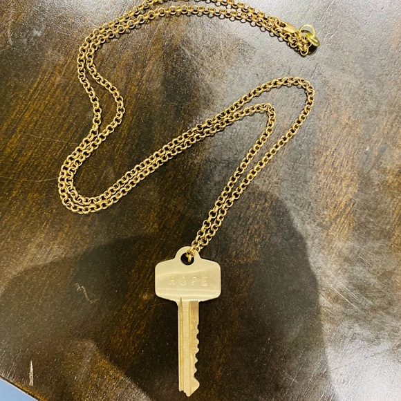 The Giving Key. HOPE 30" chain. - Picture 2 of 4